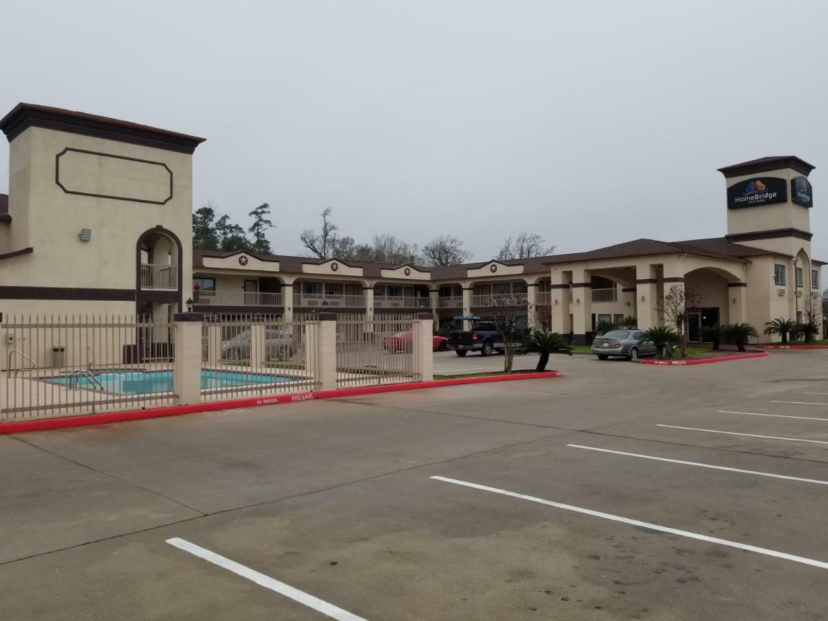 Homebridge Inn And Suites Beaumont Exterior photo